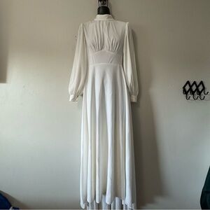 Chic Ivory Long Sleeve Wedding Gown